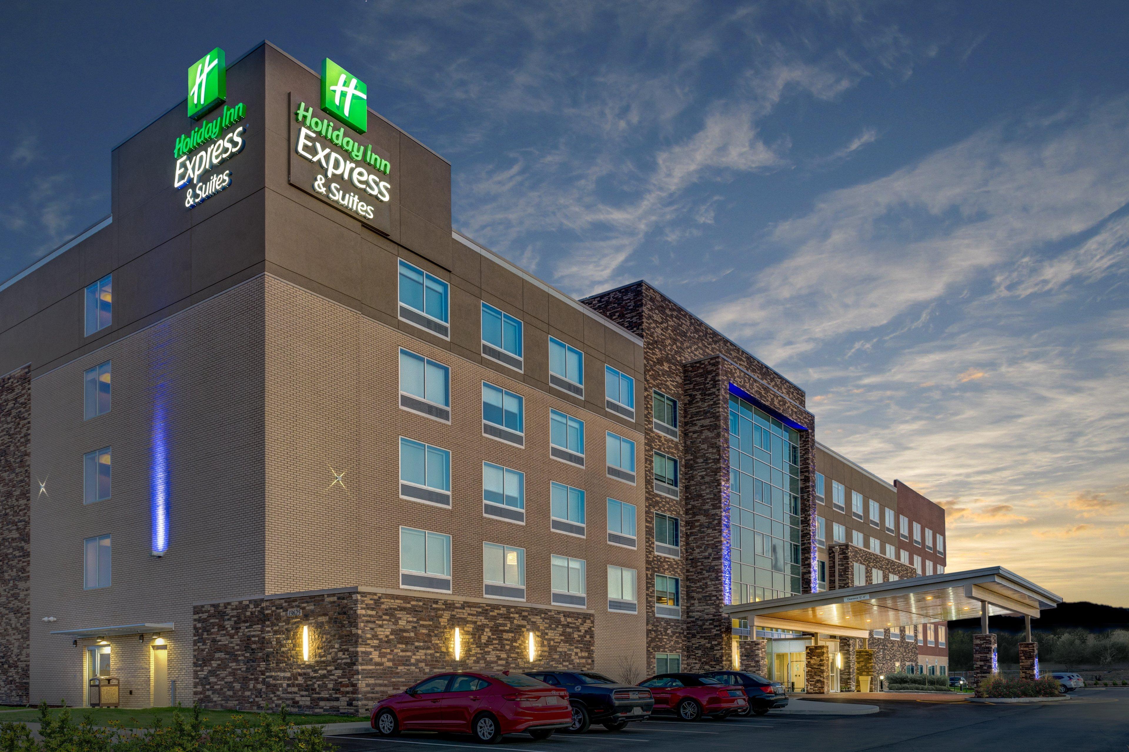 Holiday Inn Express & Suites - Indianapolis Ne - Noblesville Exterior photo