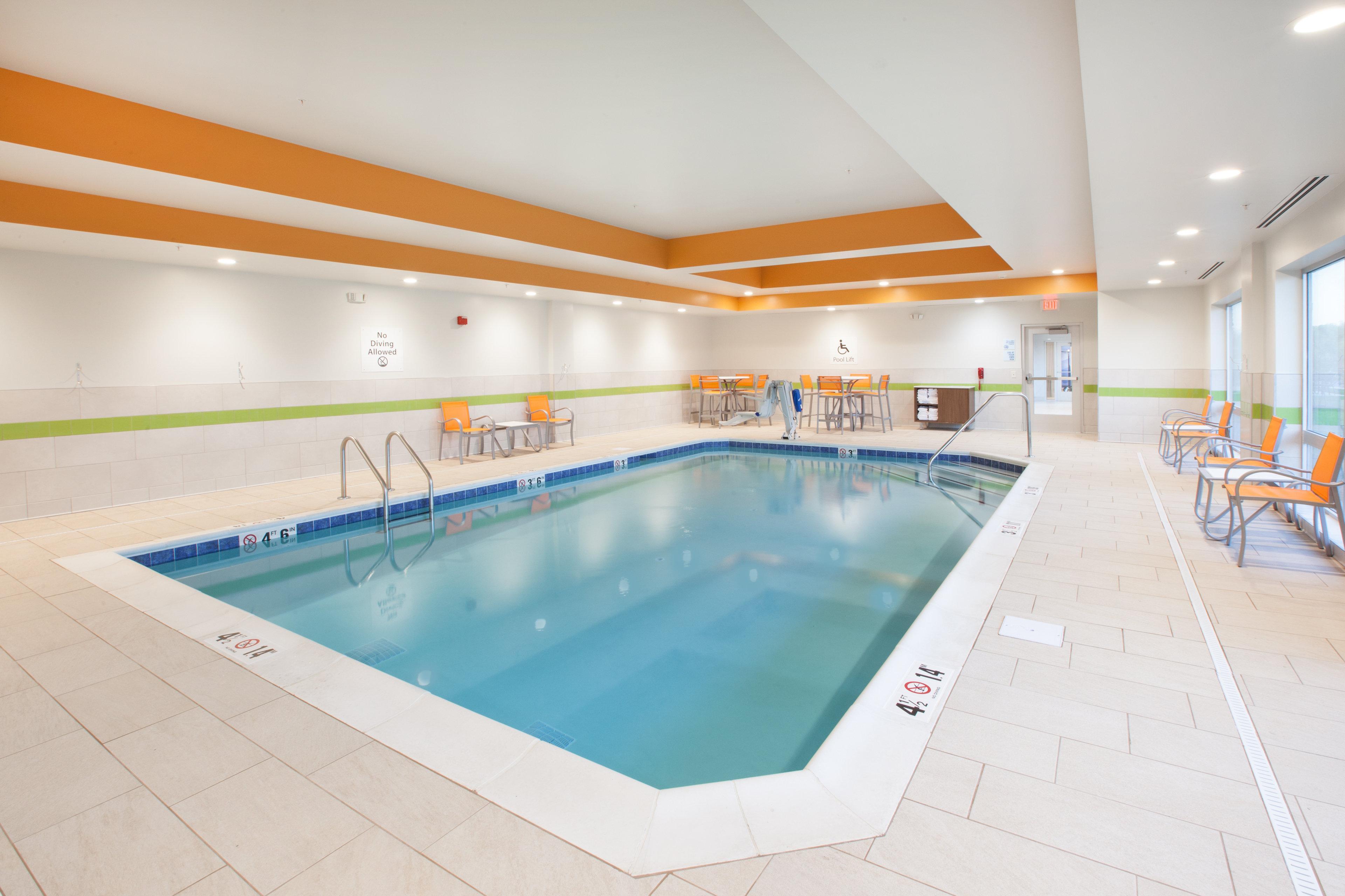 Holiday Inn Express & Suites - Indianapolis Ne - Noblesville Exterior photo